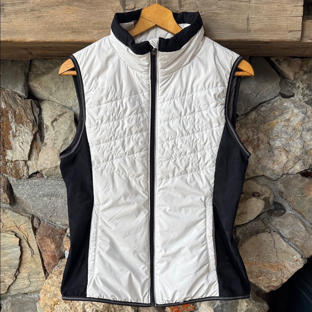 Lolë Icy Quilted Full Zip White Insulated Vest Women’s Large